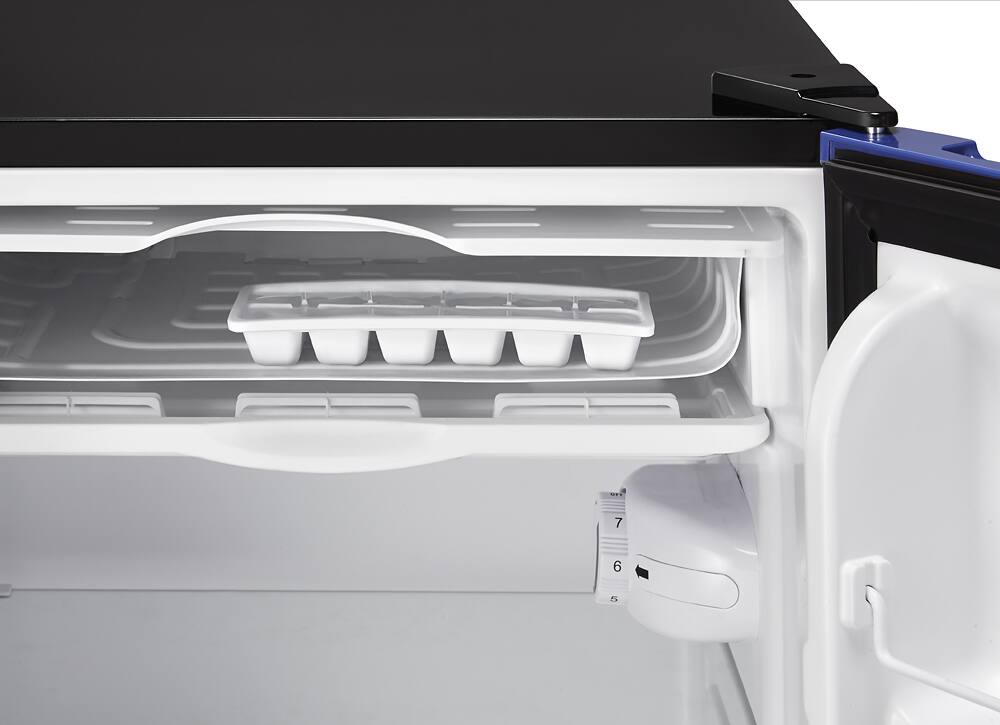 Insignia™ - 2.6 Cu. Ft. Refrigerator - Blue - AlternateView15 Zoom