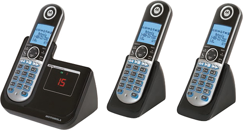 Motorola MOTO-P1003 DECT 3-Handsets 6.0 Cordless Phone with Digital Answering System