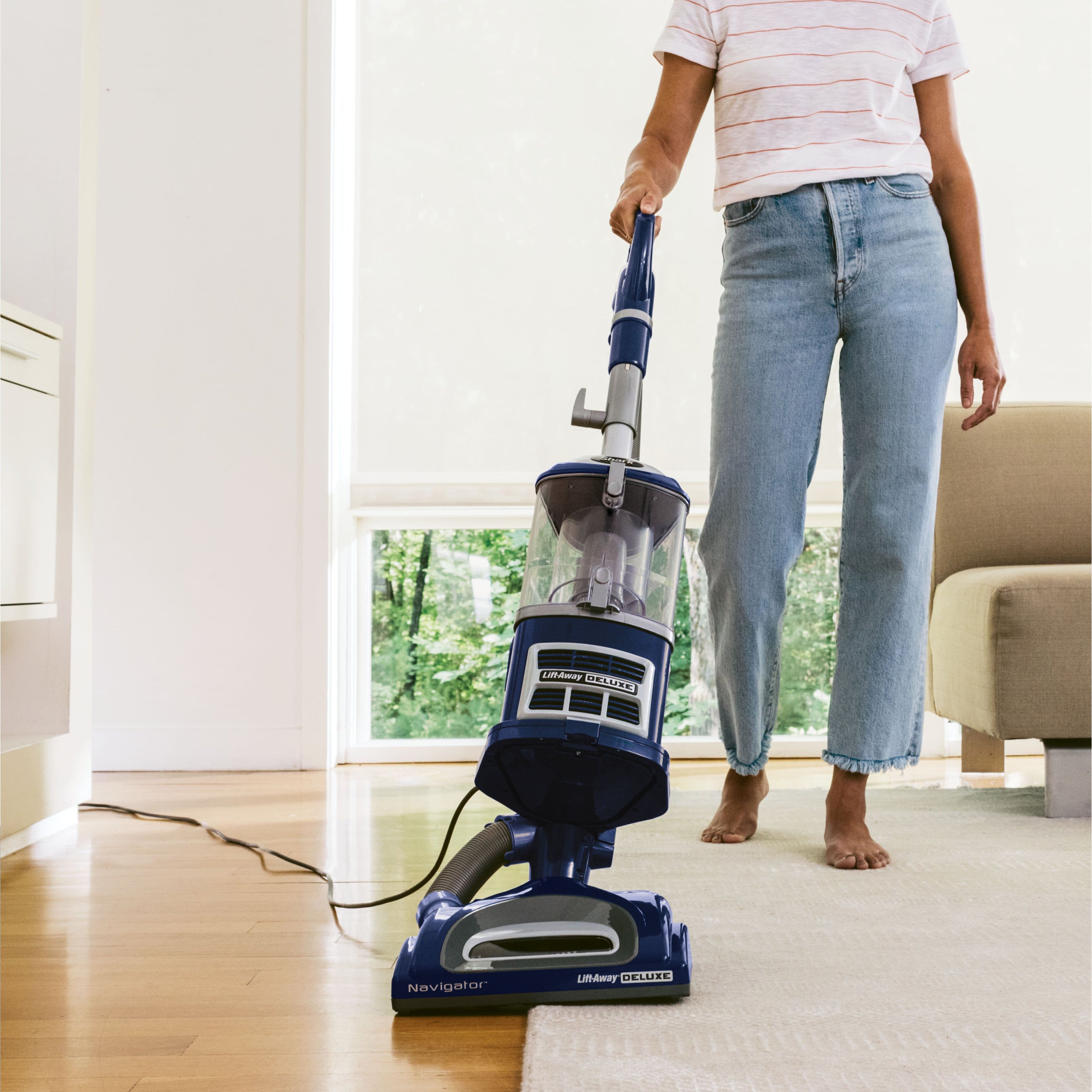 Shark - Navigator Lift-Away Deluxe Bagless Upright Vacuum - Blue - AlternateView14 Zoom