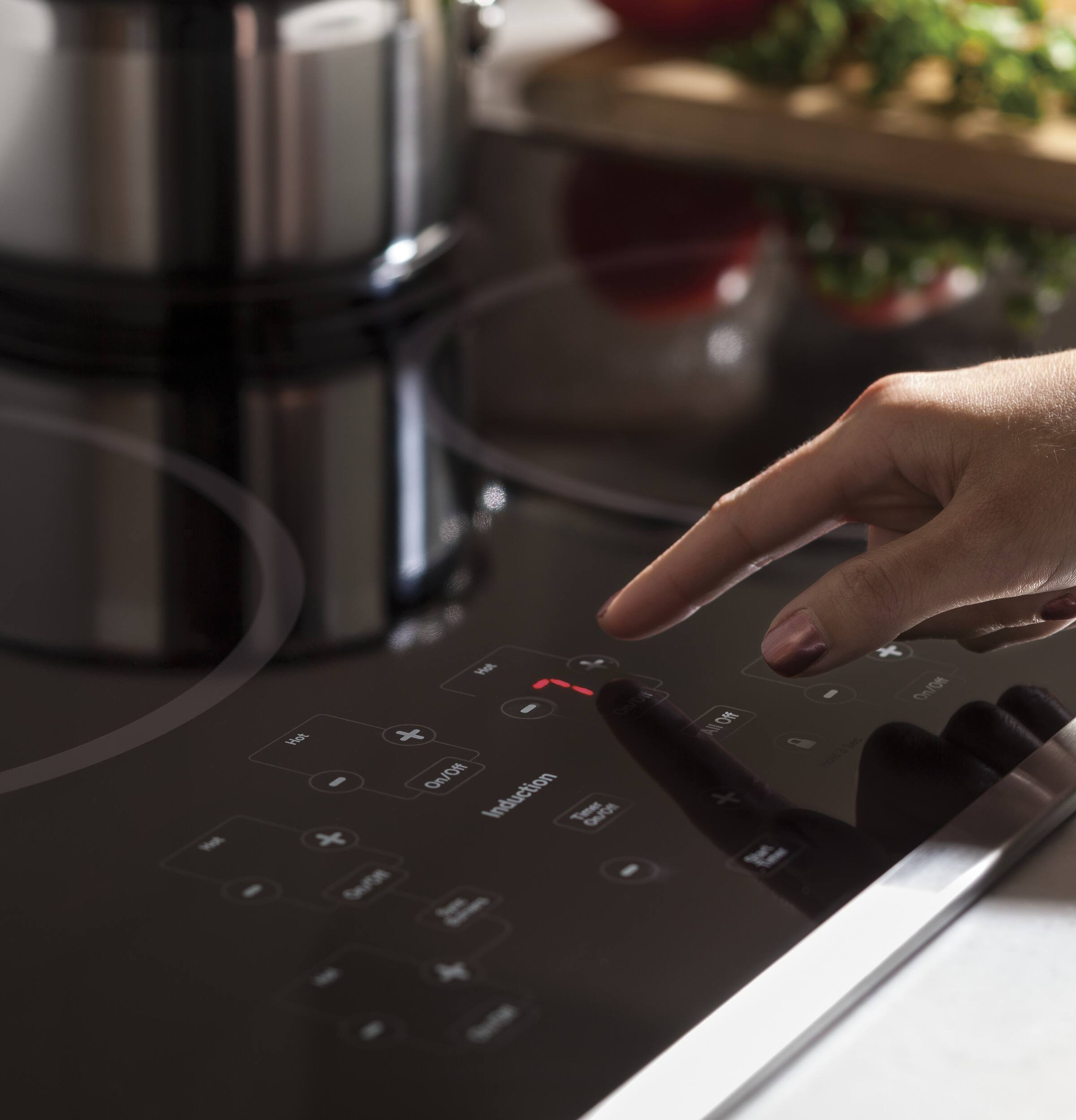 GE - Profile Series 36" Built-In Electric Induction Cooktop - Stainless Steel-on-Black - Alt_View_Standard_18