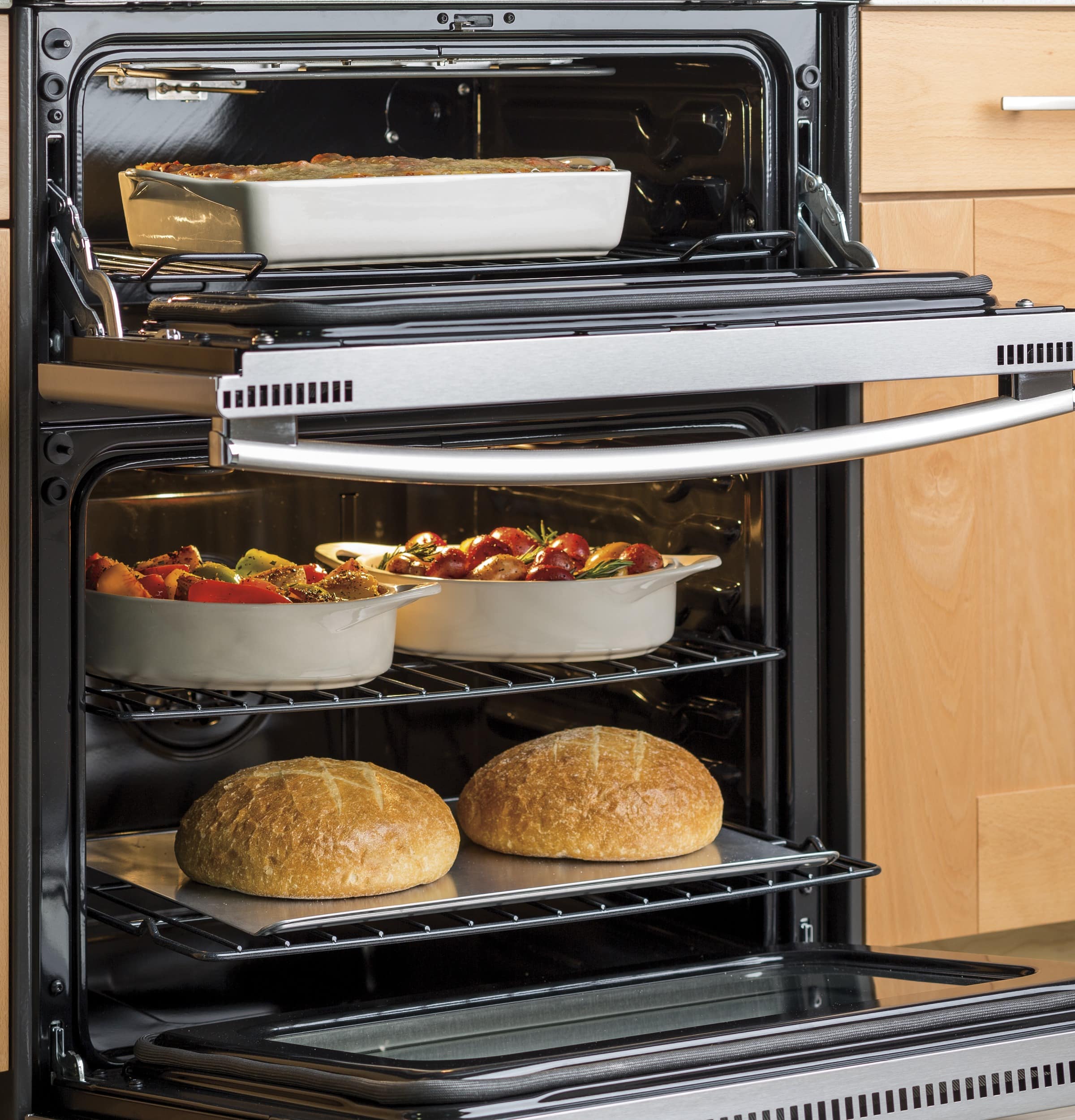 GE - Profile Series 6.6 Cu. Ft. Self-Cleaning Freestanding Double Oven Electric Convection Range - Stainless steel - Alt_View_Standard_20