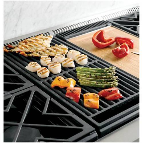Monogram - 5 Cu. Ft. Self-Cleaning Freestanding Dual Fuel Convection Range - Stainless steel - Alt_View_Standard_19