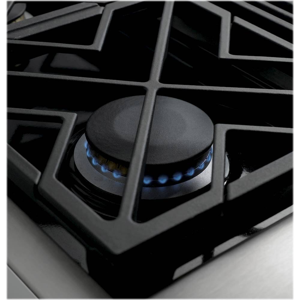 Monogram - 5.7 Cu. Ft. Self-Cleaning Freestanding Gas Convection Range - Stainless steel - Alt_View_Standard_15