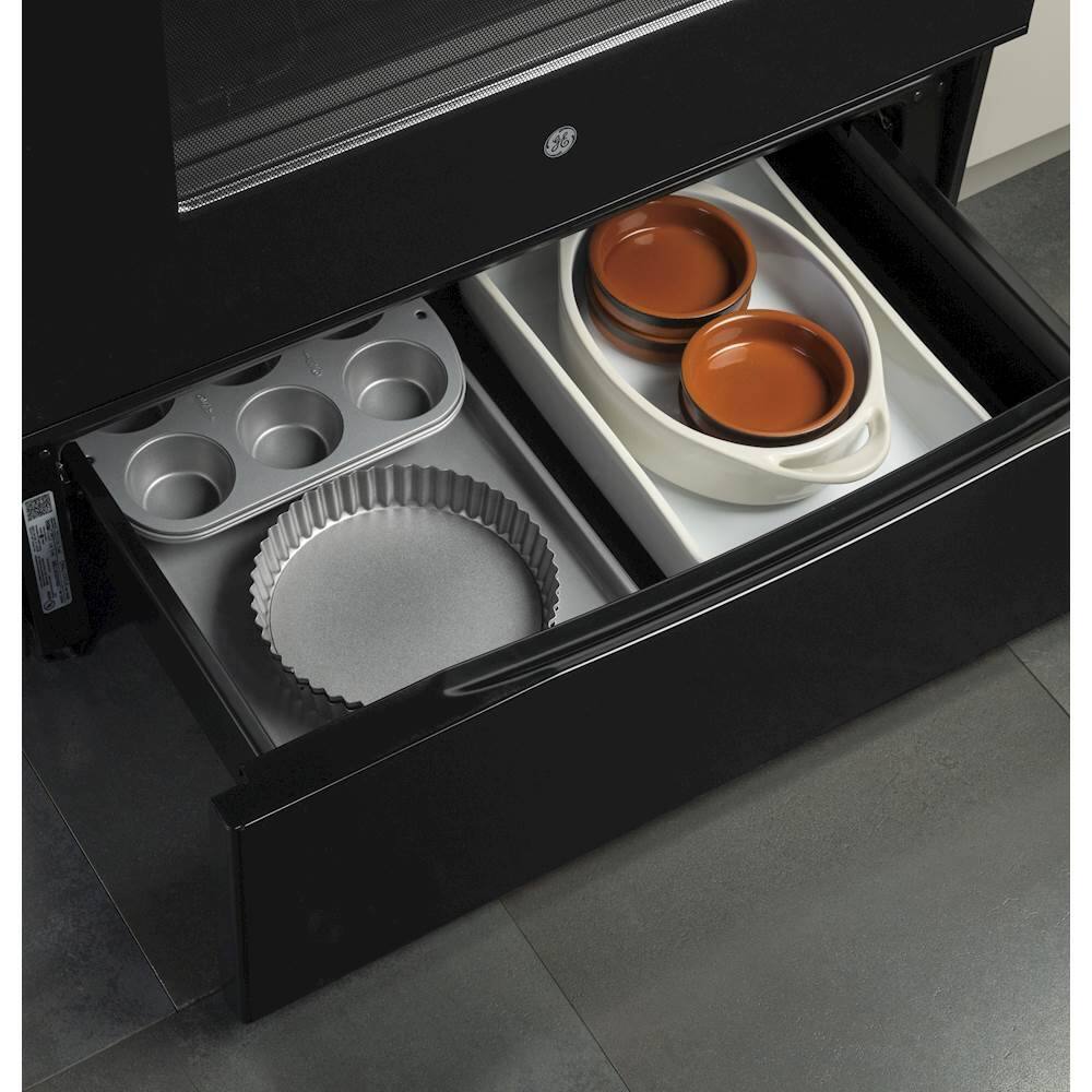 GE - 5.3 Cu. Ft. Self-Cleaning Freestanding Electric Range - Black - Alt_View_Standard_13