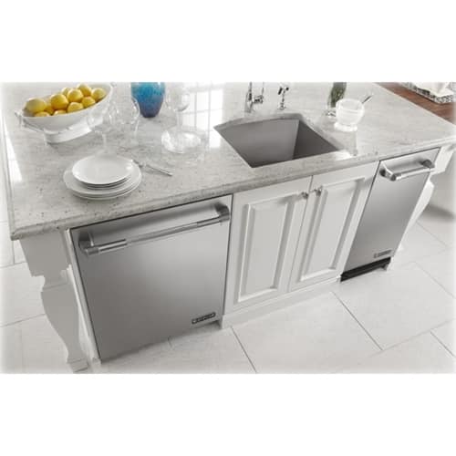 Jenn-Air - Pro-Style® Panel Kit for 15" Trash Compactor - Stainless steel - Alt_View_Standard_11