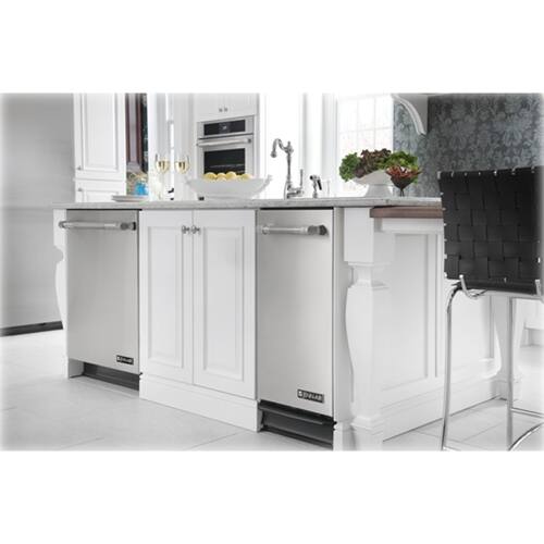 Jenn-Air - Pro-Style® Panel Kit for 15" Trash Compactor - Stainless steel - Alt_View_Standard_12
