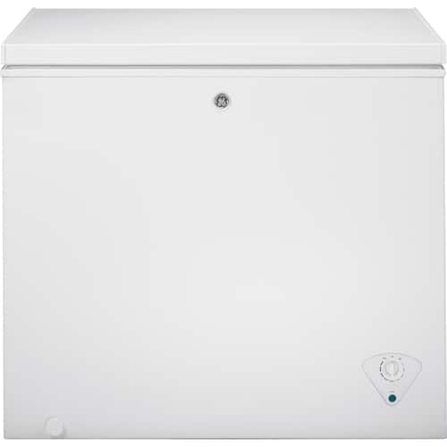 GE - 7.0 Cu. Ft. Chest Freezer - White - Front_Standard