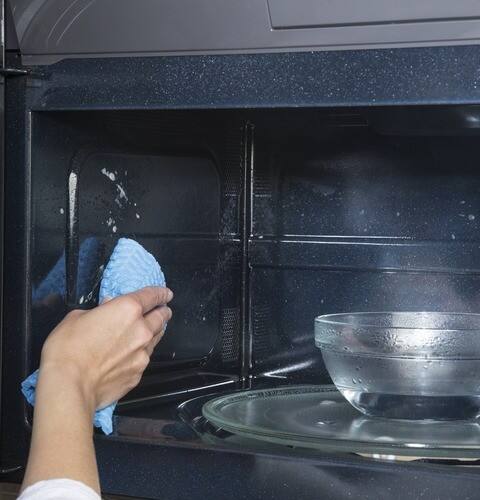 GE - 1.9 Cu. Ft. Over-the-Range Microwave with Sensor Cooking - Black - Alt_View_Standard_14
