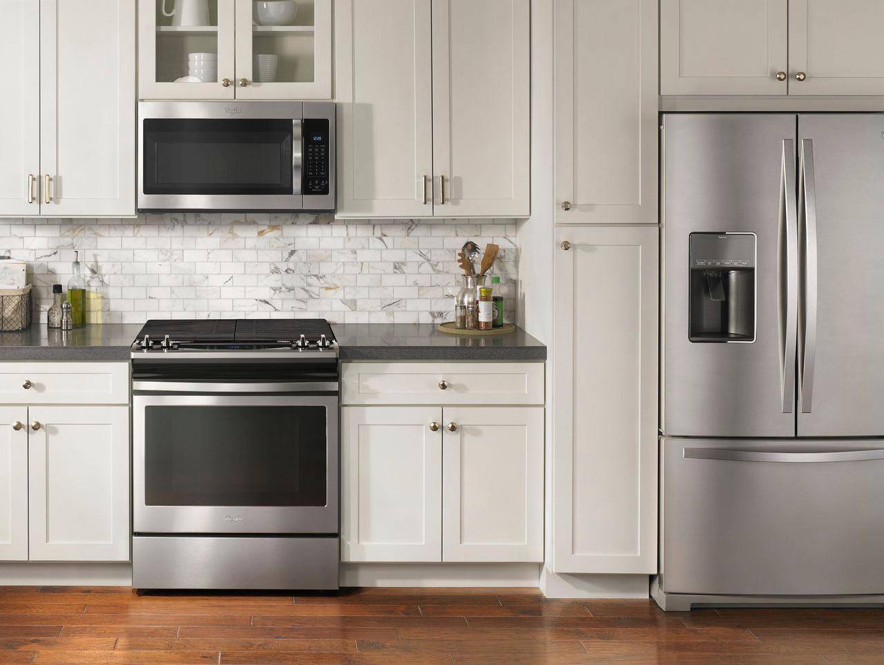 Whirlpool 5.0 Cu. Ft. SelfCleaning SlideIn Gas Range Stainless