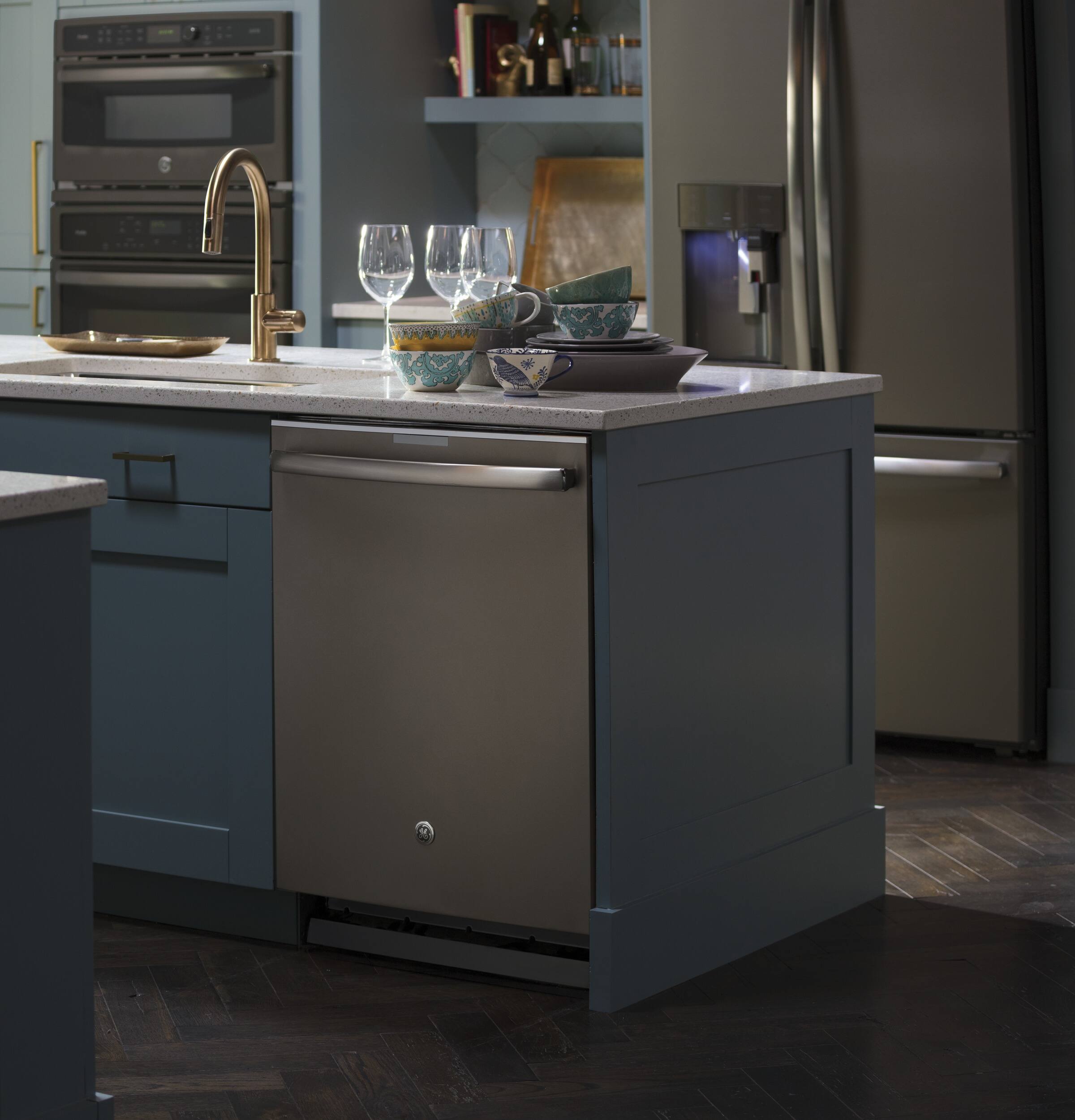 GE - Profile 30" Built-In Single Electric Convection Wall Oven - Slate - Alt_View_Standard_1