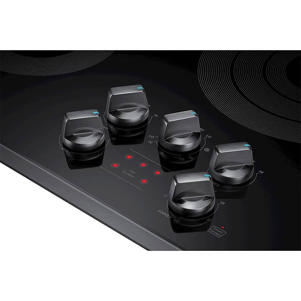 Samsung - 36" Electric Cooktop - Fingerprint Resistant Black Stainless Steel - Alt_View_Standard_11