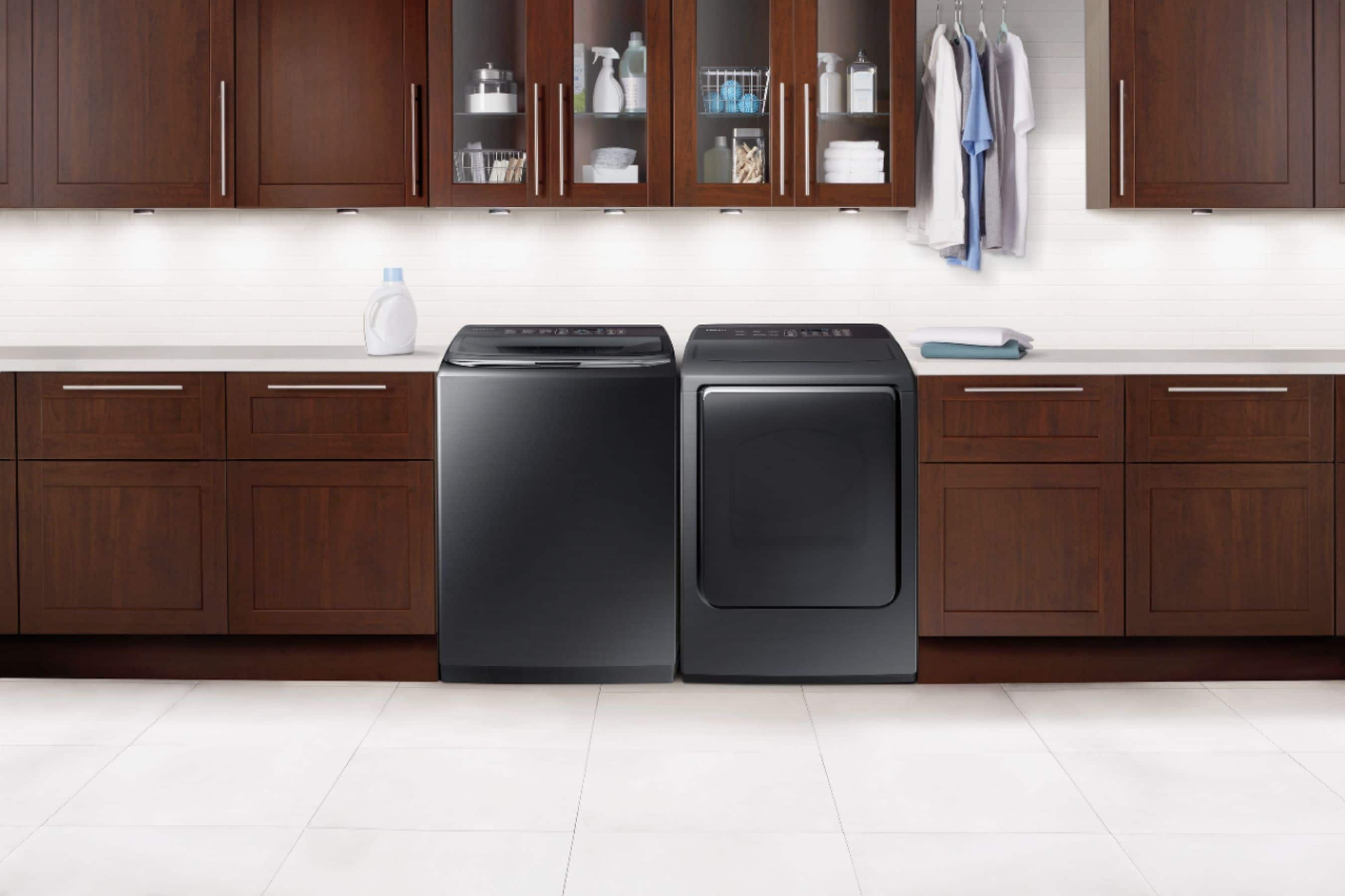Samsung - Activewash 5.4 Cu. Ft. 12-Cycle High-Efficiency Top-Loading Washer with Steam - Fingerprint Resistant Black Stainless Steel - Alt_View_Standard_20