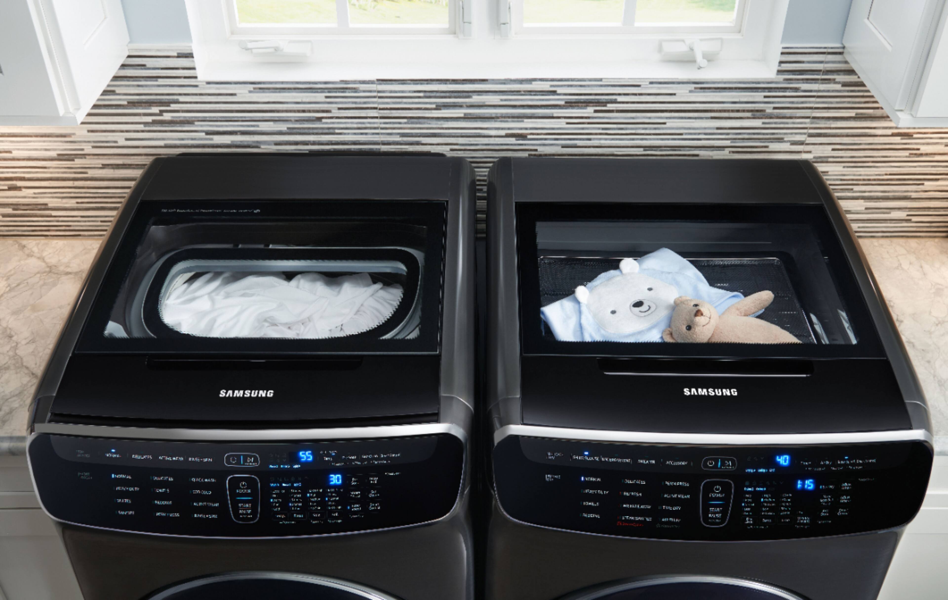 Samsung - 7.5 cu. ft. capacity 13-Cycle FlexDry Gas Dryer with MultiSteam - Fingerprint Resistant Black Stainless Steel - Alt_View_Standard_17