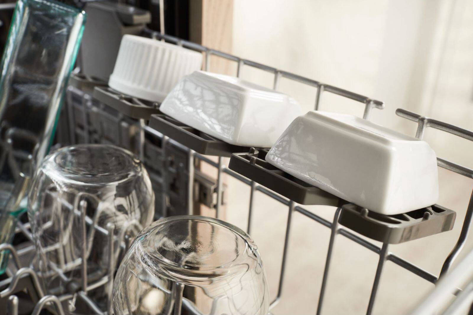 KitchenAid - 24" Built-In Dishwasher - Black stainless steel - Alt_View_Standard_14