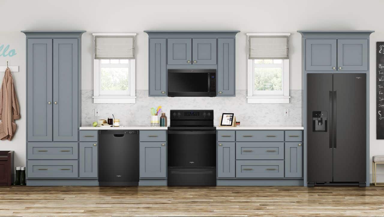 Whirlpool - 24.5 Cu. Ft. Side-by-Side Refrigerator - Black stainless steel - Alt_View_Standard_17