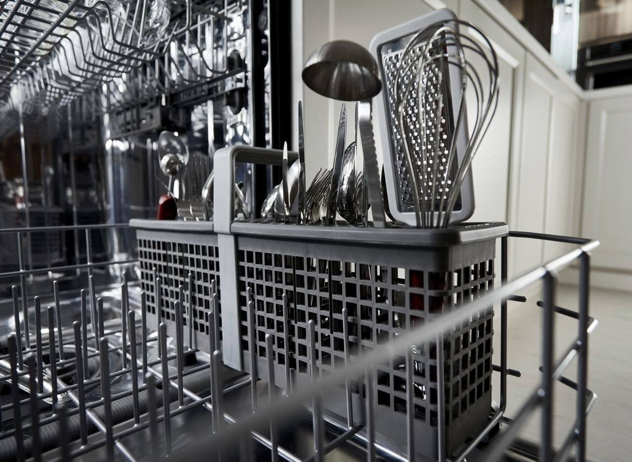 KitchenAid - 24" Front Control Tall Tub Built-In Dishwasher with Stainless Steel Tub - Stainless steel - Alt_View_Standard_19
