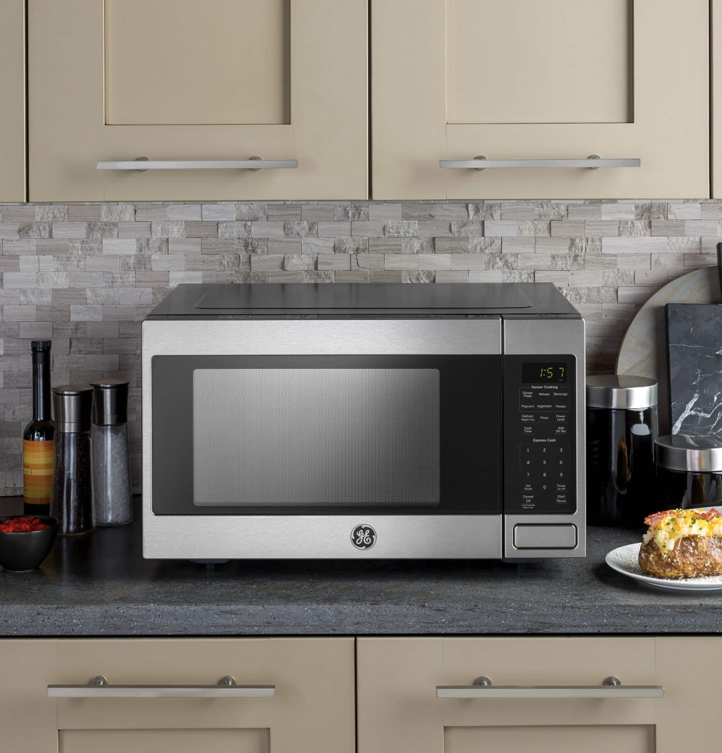GE - 1.6 Cu. Ft. Microwave with Sensor Cooking - Stainless steel - Alt_View_Standard_13