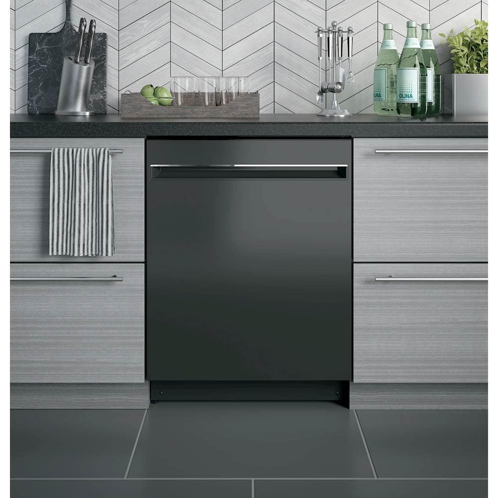 GE - 24" Top Control Built-In Dishwasher with Stainless Steel Tub - Black - Alt_View_Standard_14