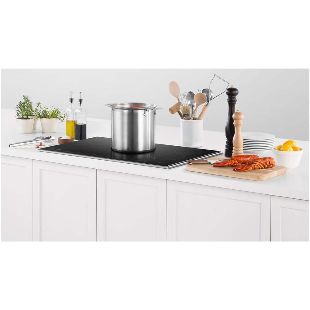 Fisher & Paykel - 36" Electric Induction Cooktop - Alt_View_Standard_12