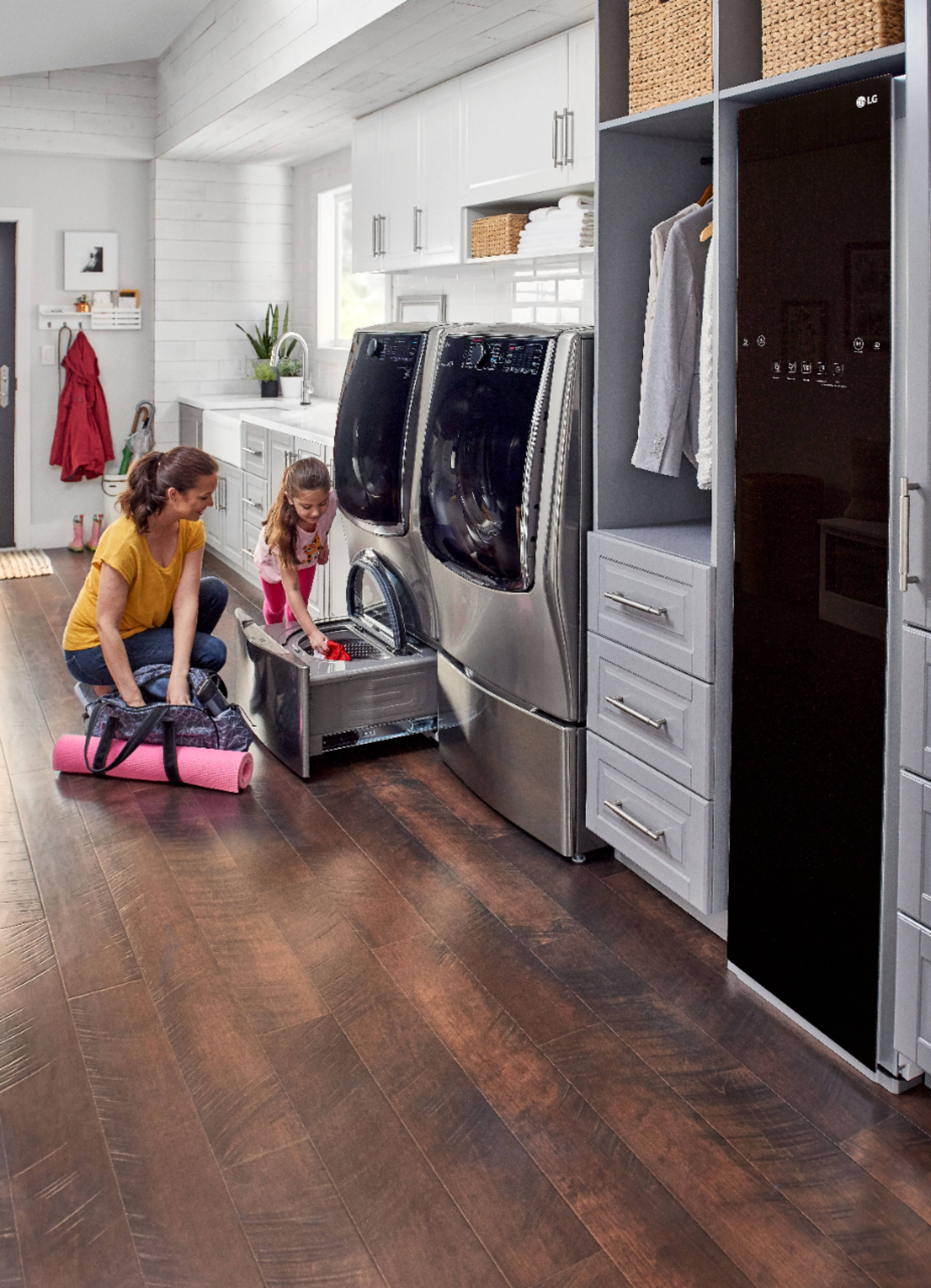LG - Styler Steam Clothing Care System - Espresso Dark Brown - Alt_View_Standard_17