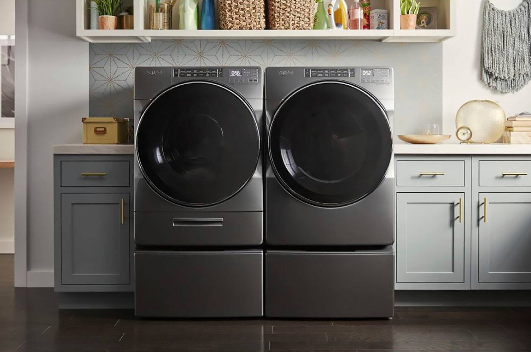 Whirlpool - 5.0 Cu. Ft. 37-Cycle High-Efficiency Front-Loading Washer with Steam - Chrome Shadow - Alt_View_Standard_11