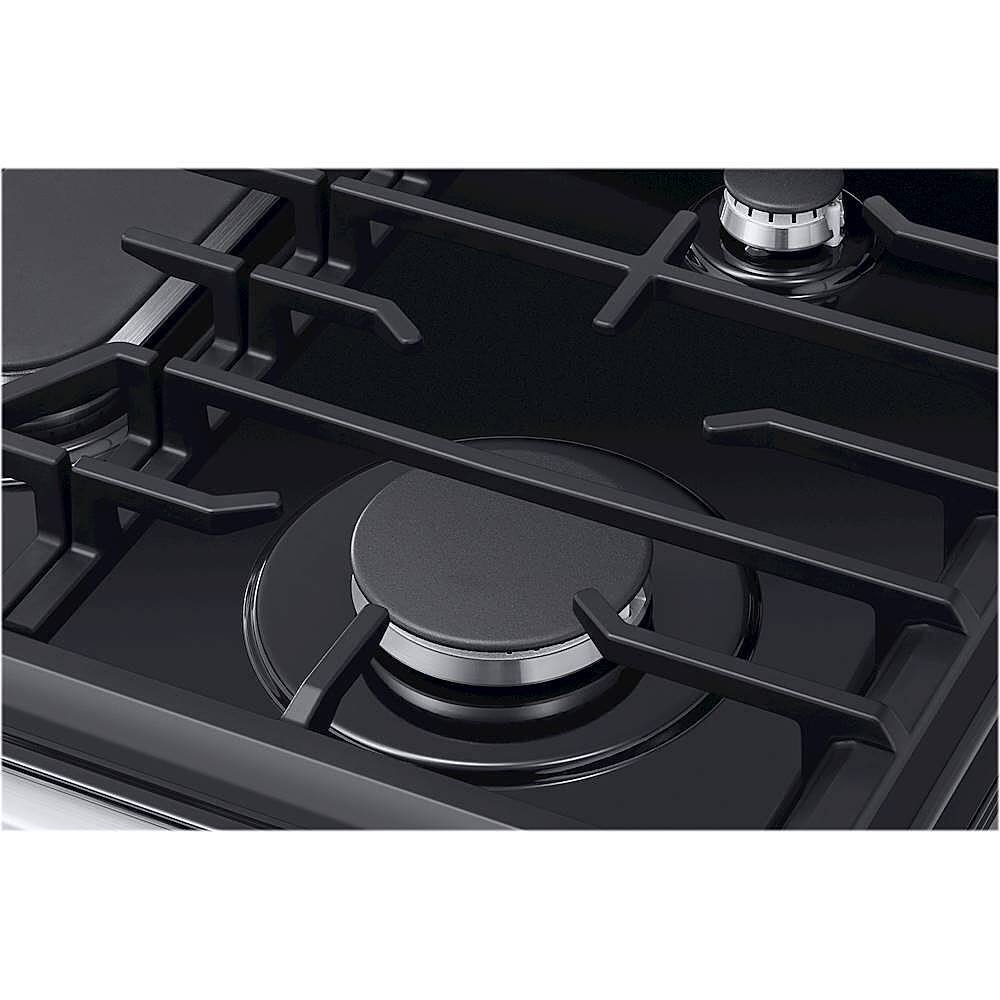 Samsung - 5.8 Cu. Ft. Self-Cleaning Freestanding Gas Convection Range - Stainless steel - Alt_View_Standard_18