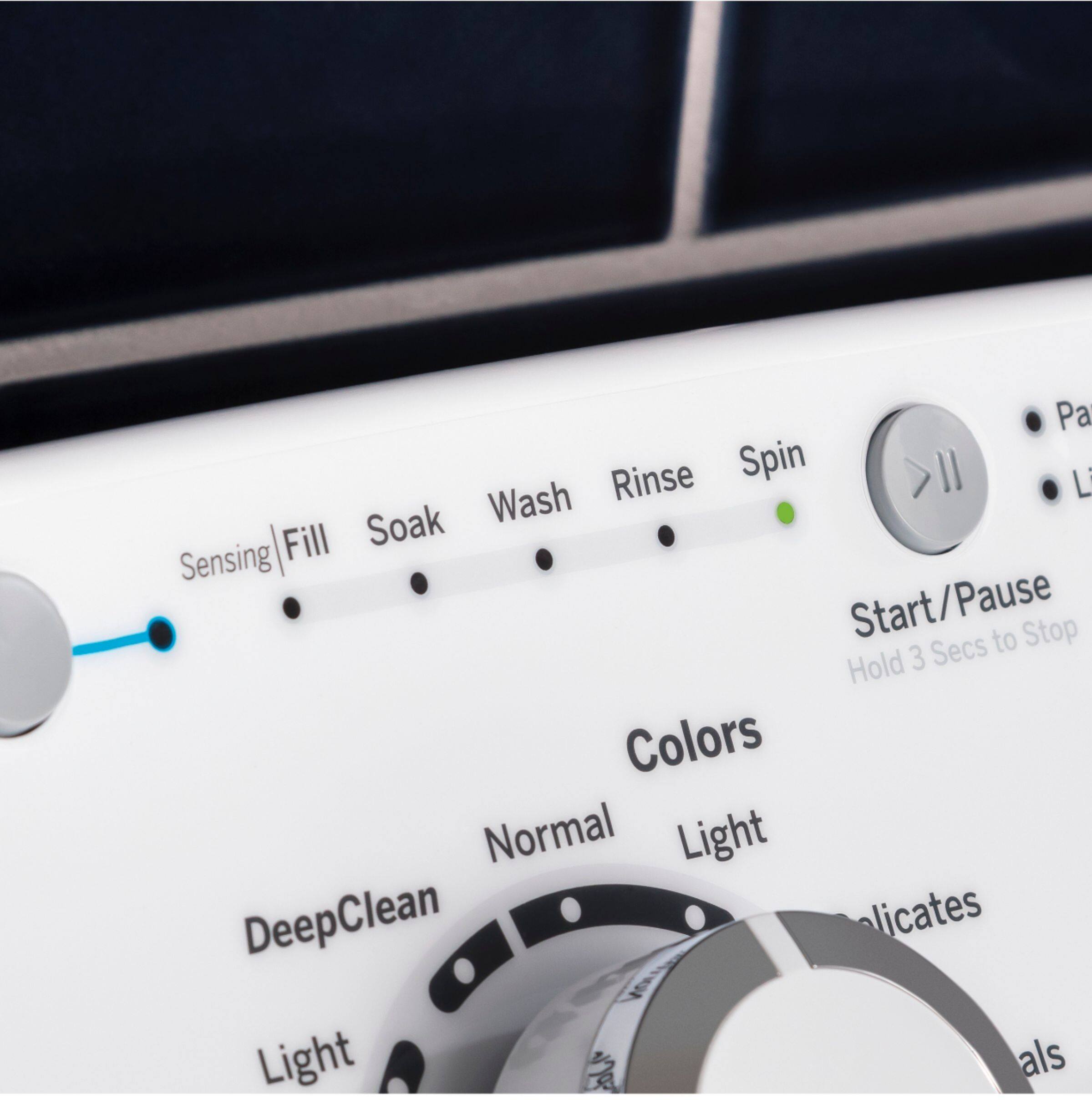 GE - 4.2 Cu. Ft. 11-Cycle Top-Loading Washer - White On White - Alt_View_Standard_14