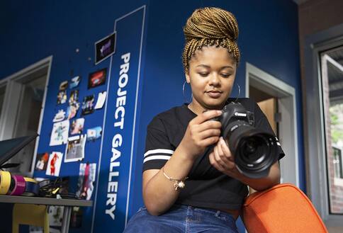 Student at Teen Tech Center