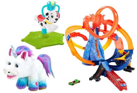 Toy puppy, toy unicorn and playset