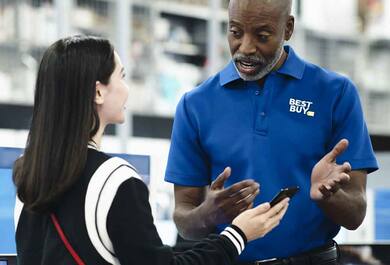 Best Buy employee