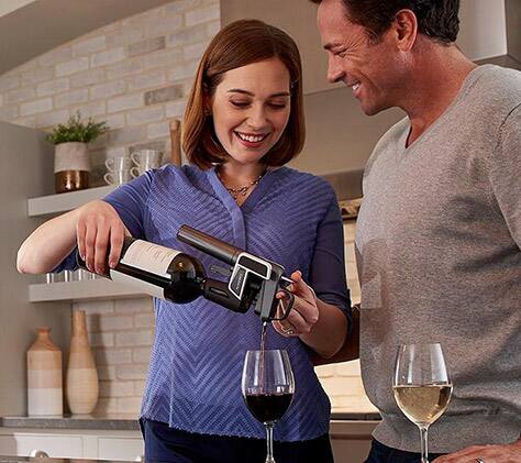 People dispensing wine