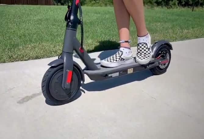 Beginner s Electric Scooter Buying Guide Best Buy