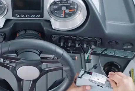 Boat dashboard and receiver