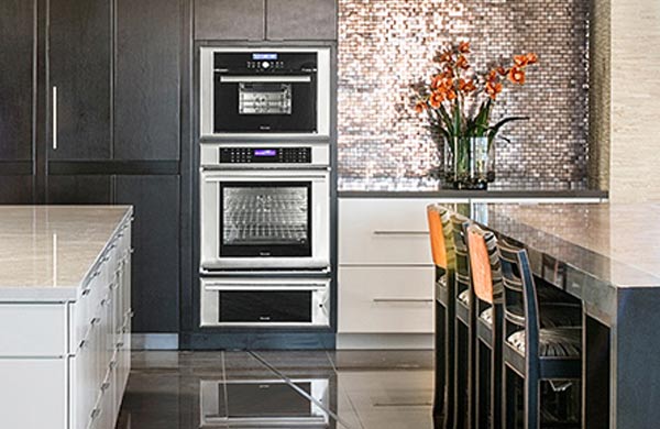 Thermador Kitchen Appliances       : I highly recommend Thermador appliances | Thermador ... / Thermador 9752476 piece stainless steel kitchen appliances package.