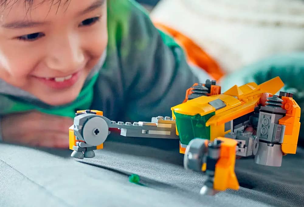 Playing with STEM toy