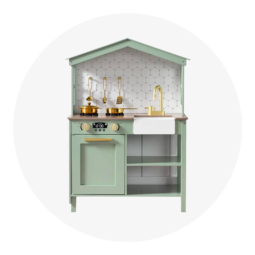 Pretend Play & Dress Up