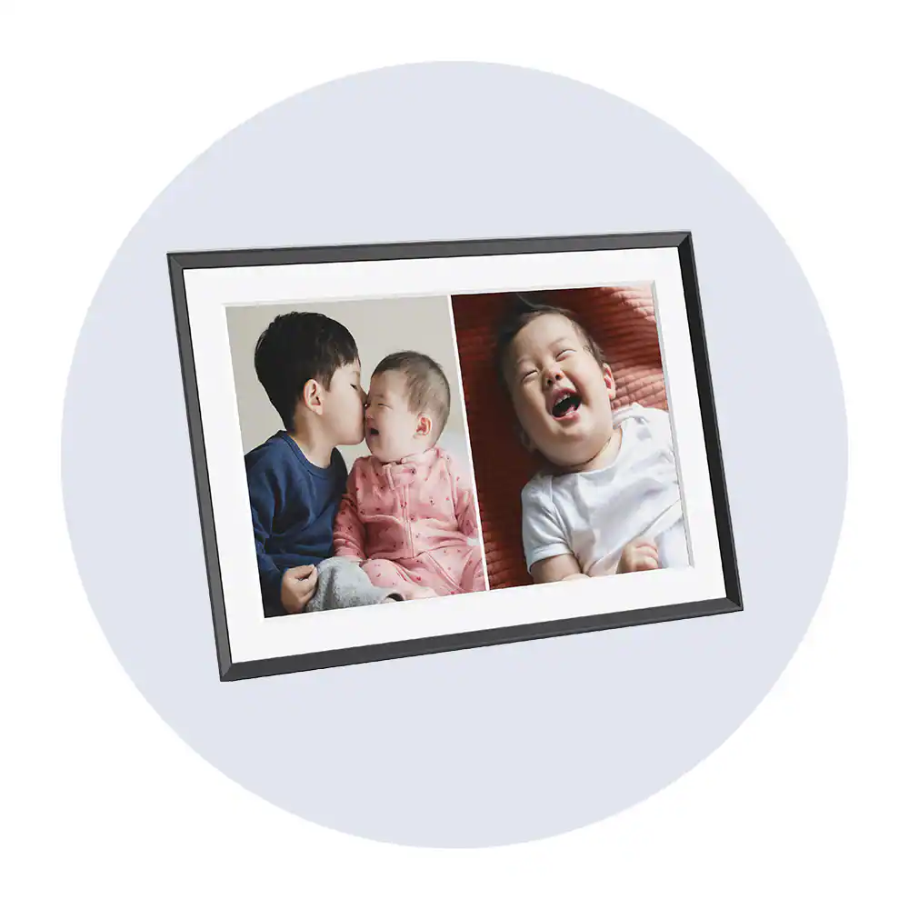 Digital photo frame