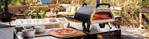 Outdoor pizza oven setup