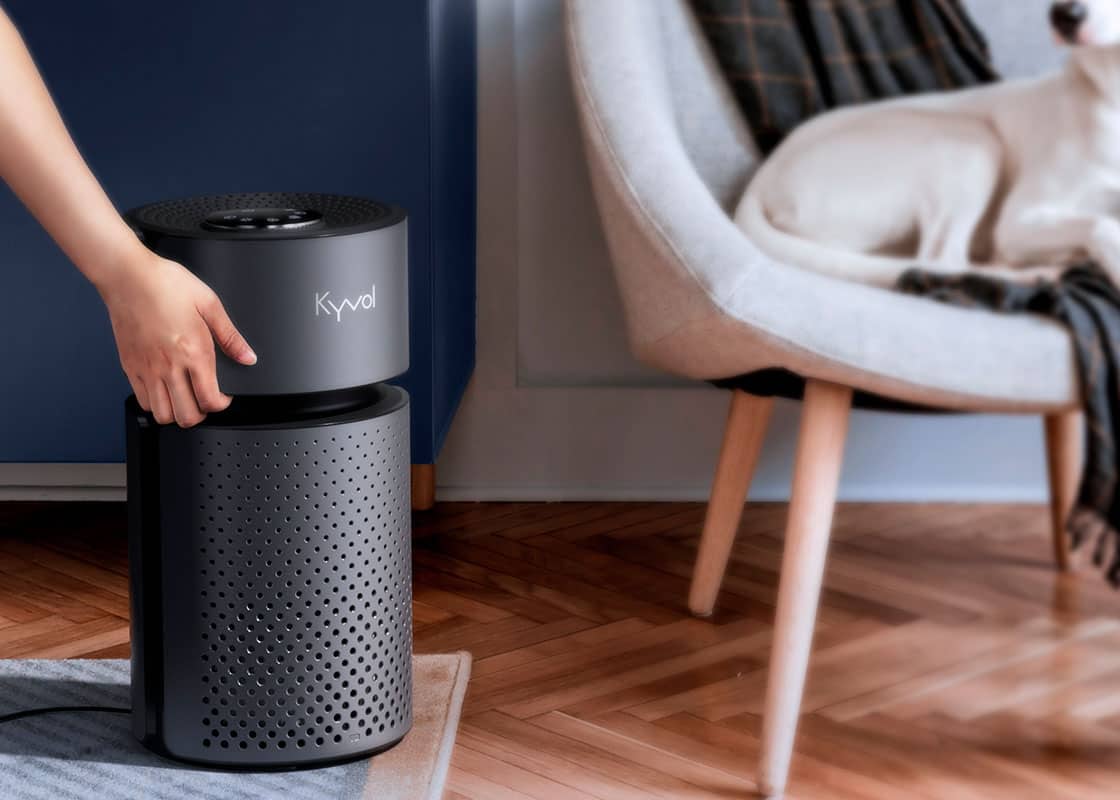 Kyvol P5 HEPA Air Purifier sitting on floor.