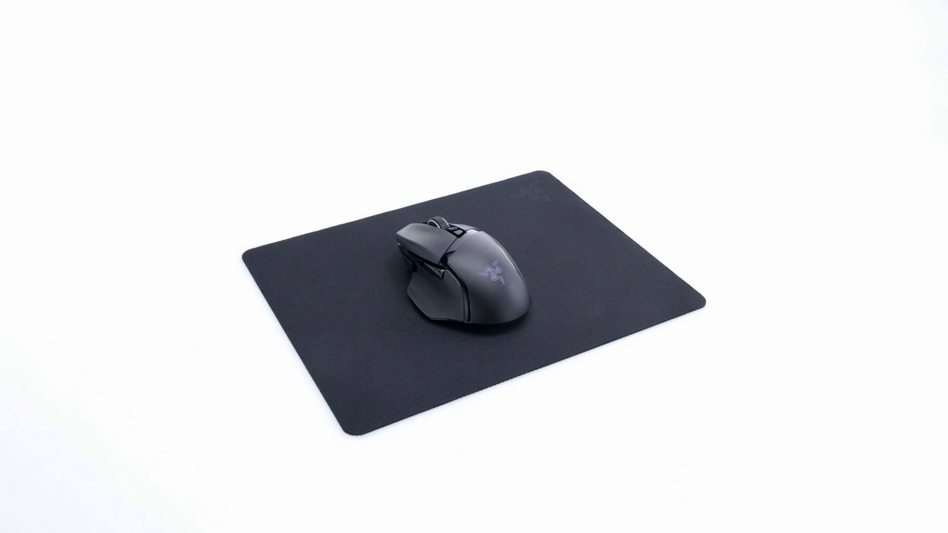 【新品未開封】Razer レイザー Basilisk V3 Pro　ブラック Amazon.com: Razer Basilisk V3 Pro Customizable Wireless Ergonomic