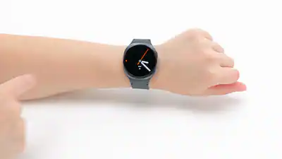 Samsung Galaxy Watch8 Aluminum Smartwatch 40mm BT Graphite (2025 Samsung Galaxy Watch8 Aluminum Smartwatch 40mm BT Graphite (2025