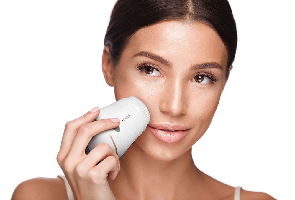Cleansing brush