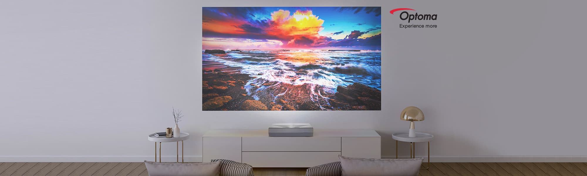 Optoma projector and screen