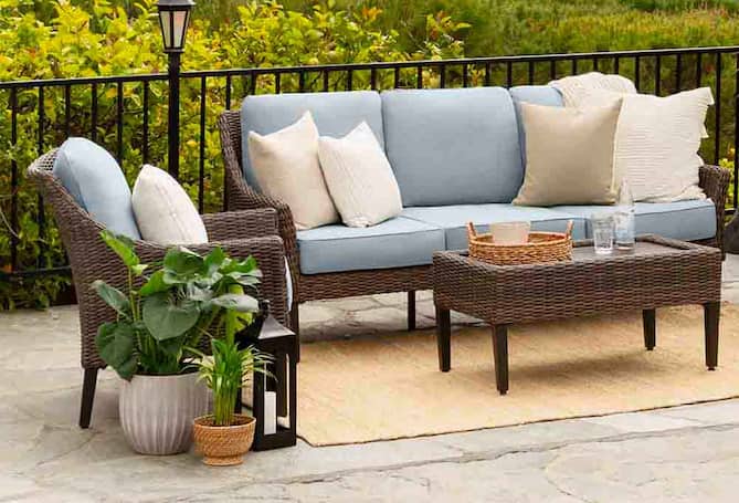 Choosing Winter Friendly Patio Furniture Best Buy
