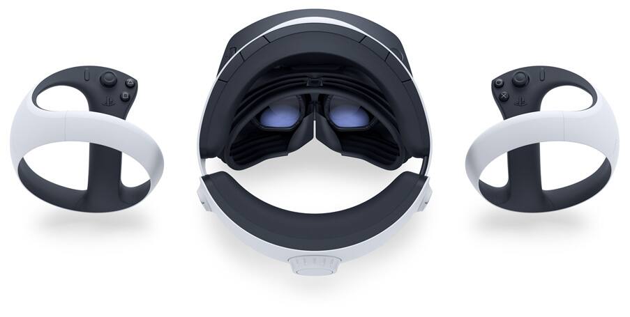 Virtual reality headset and controllers