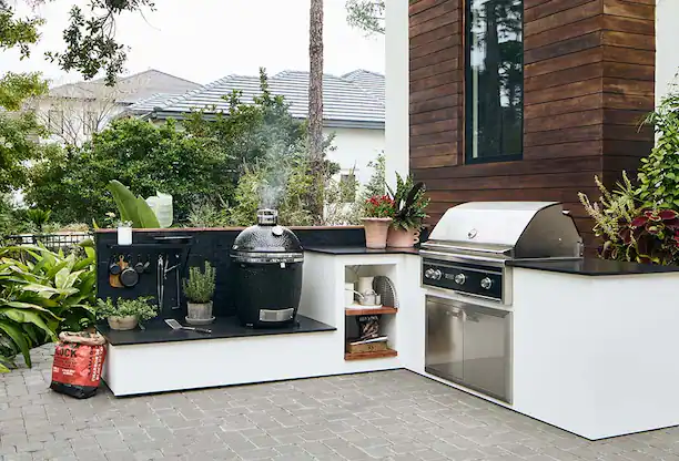 Outdoor kitchen