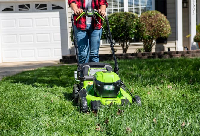 Solar powered lawn mower price hot sale