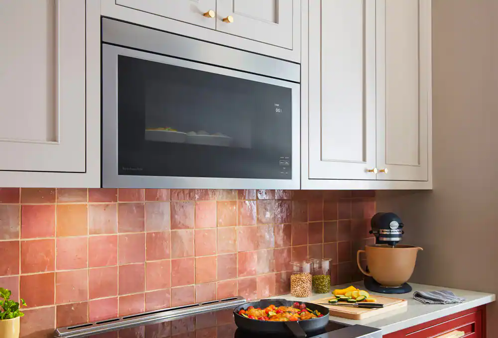 Air Fryers vs. Convection Microwaves: Deciding Which Is For You