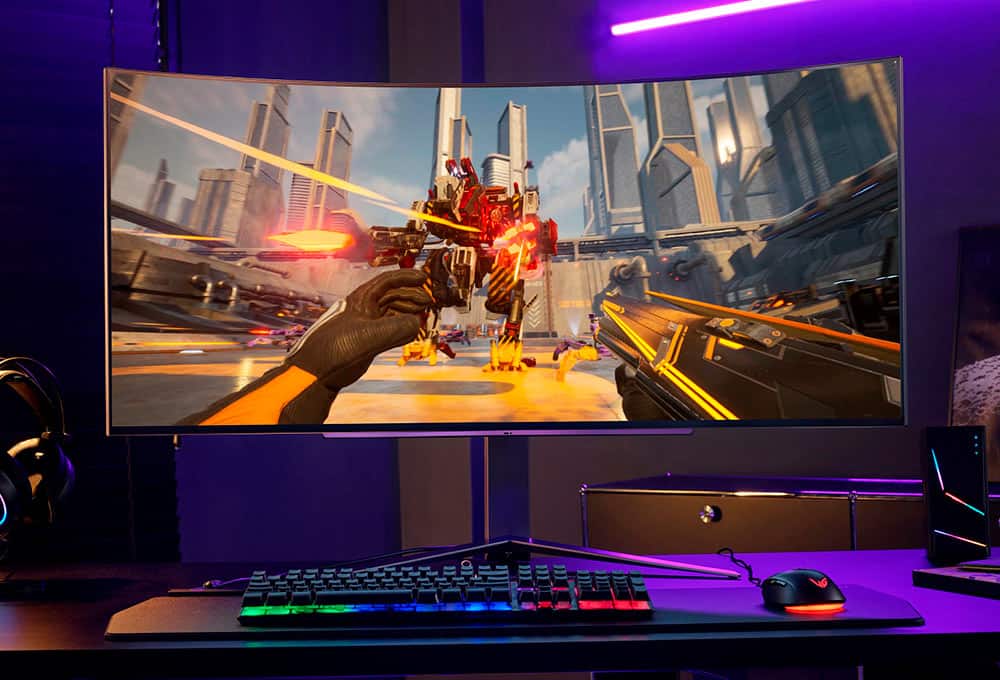 Curved gaming monitor