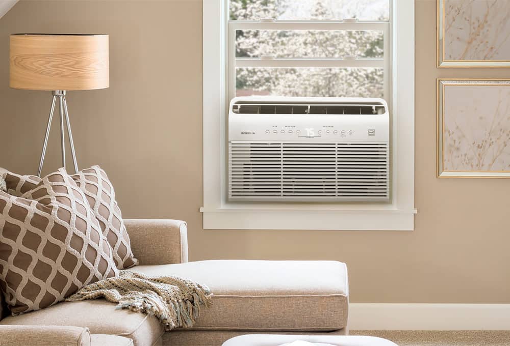 Air conditioner in window